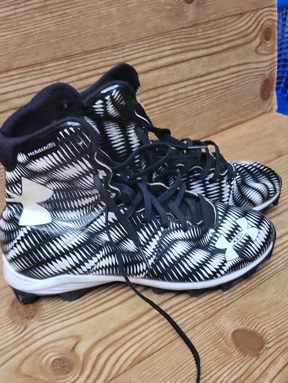 Under Armour Black & White Patterned High-Top Cleats